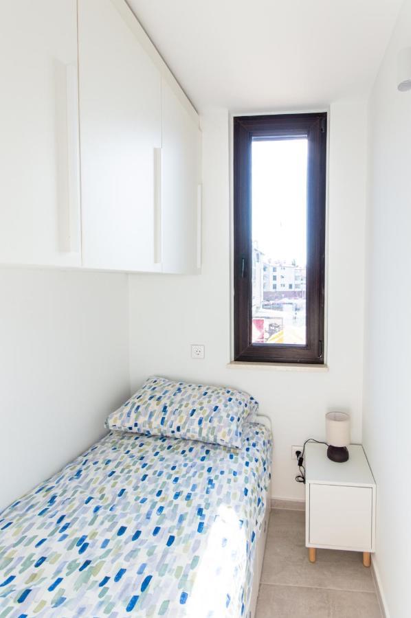 פורץ Studio Apartman Irma Cervar מראה חיצוני תמונה