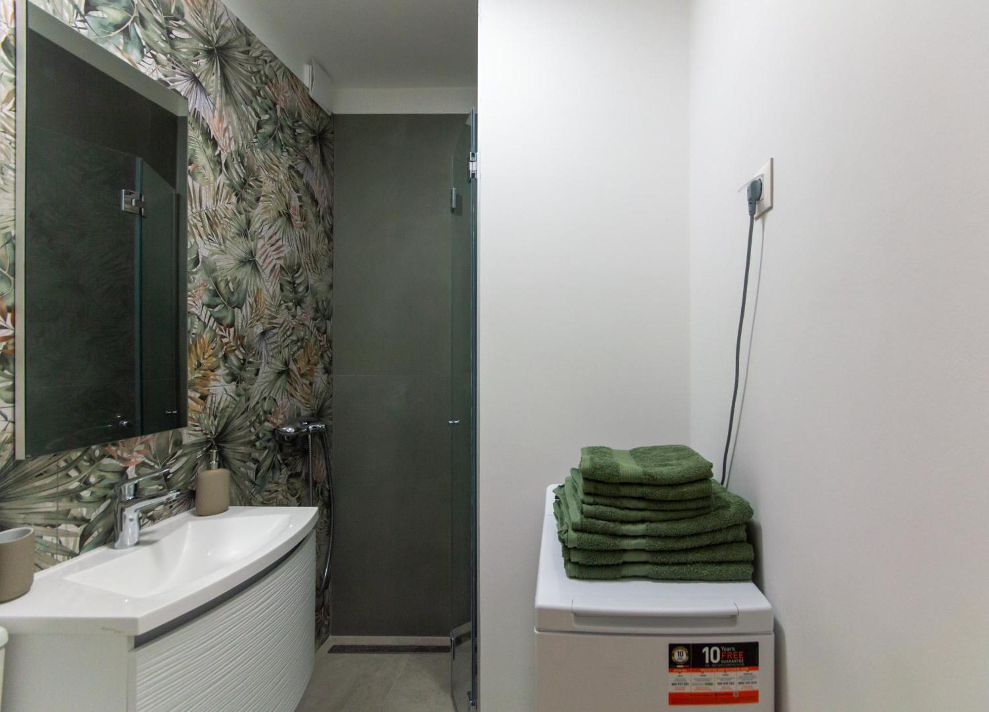 פורץ Studio Apartman Irma Cervar מראה חיצוני תמונה